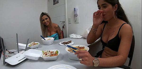 trendsEntre um video e outro a gente para para comer sem parar a putaria - Izabela Pimenta